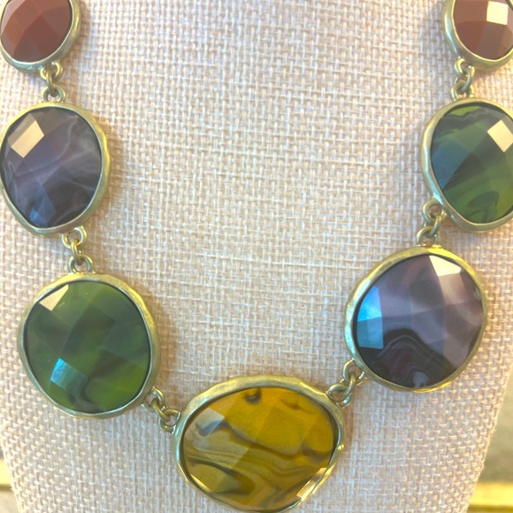 Multicolored Fashion Necklace - Picture 2 of 3